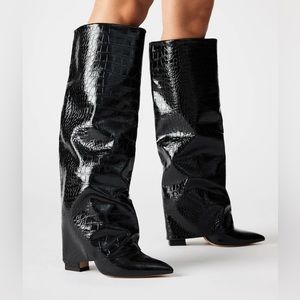 Brand new Steve Madden fold over boots with a sleek black crocodile print